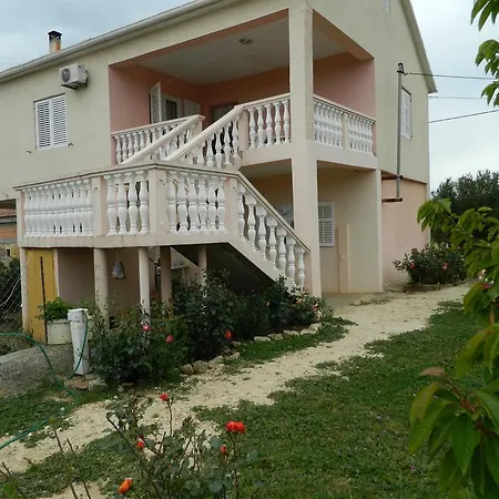 Bartulovi Dvori
