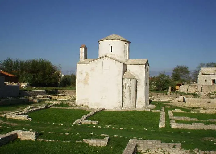 Bartulovi Dvori *